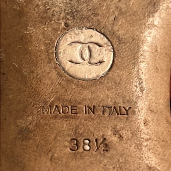 Authentic Chanel logo mules - Picture 4 of 16